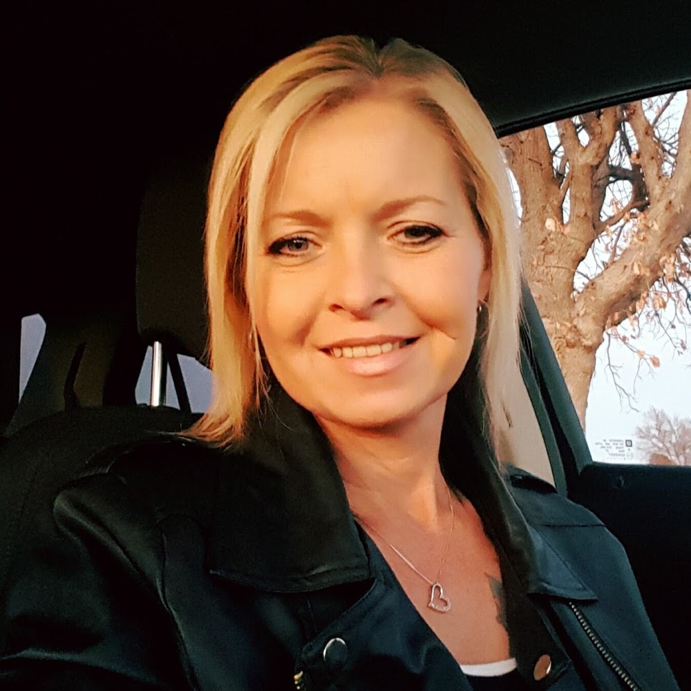 Meet your Posher, Carolyn